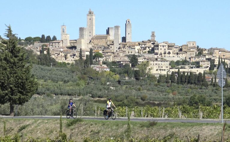 Hotel Casolare Le Terre Rosse
