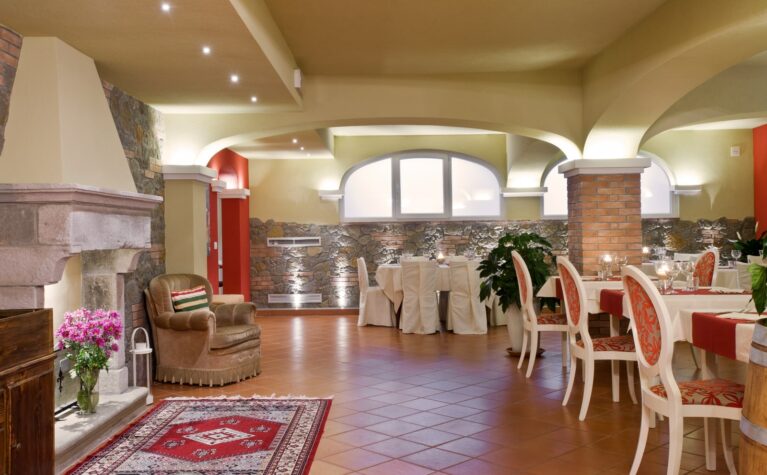Hotel Casolare Le Terre Rosse