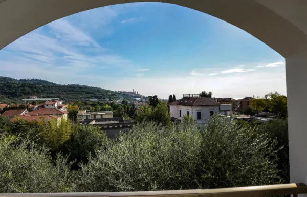 Triple/quadruple with sea view