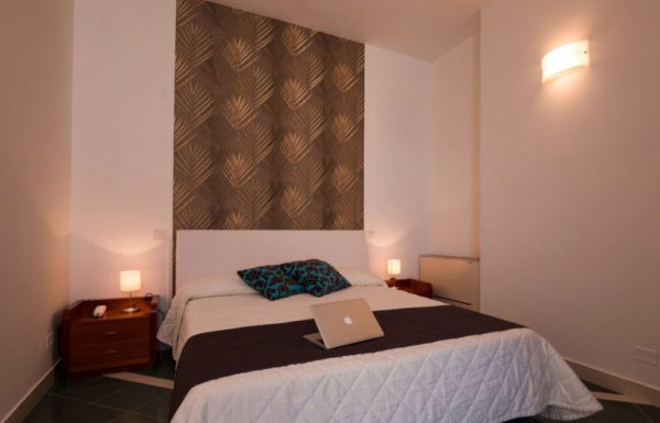 Mini suite or connecting rooms