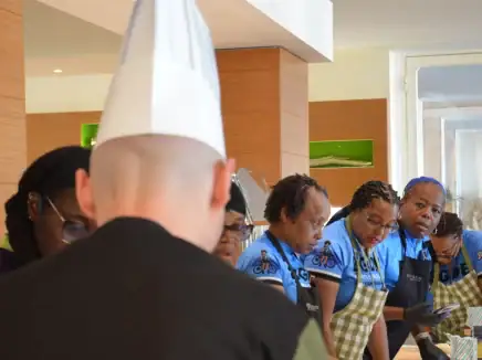 Oxygen Cycling Hotel