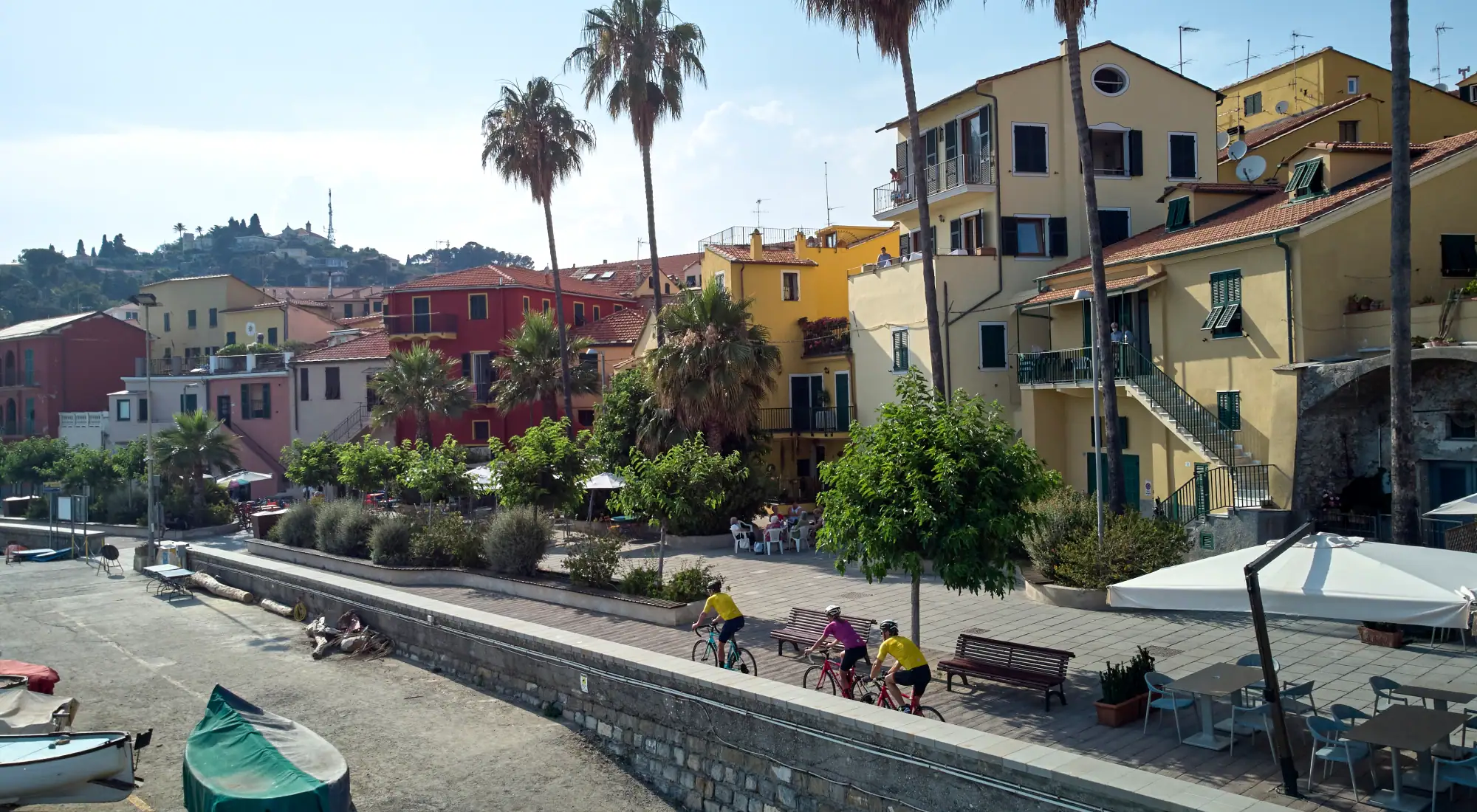 <span>LEISURE</span> holidays by bike and e-bike