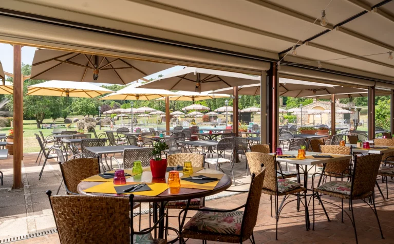 Hotel Casolare Le Terre Rosse