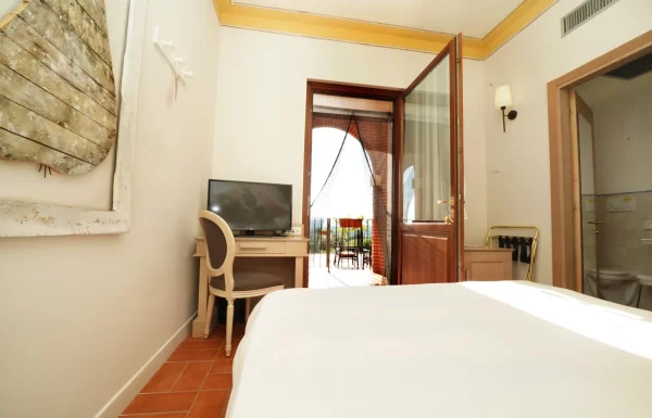 Azalea Small Economy